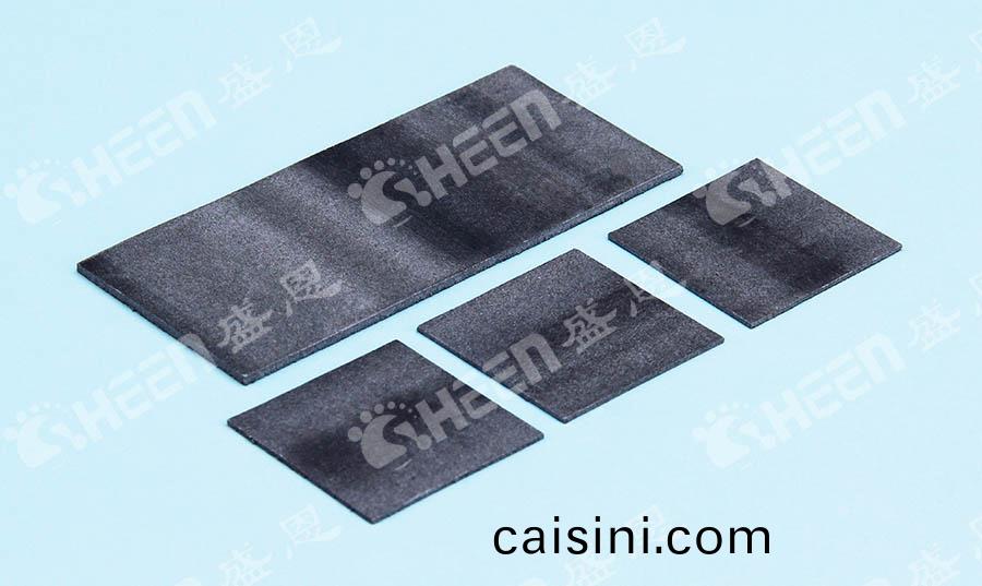 碳纖(xian)維導熱硅(gui)膠片 碳纖維導(dao)熱(re)硅膠(jiao)片