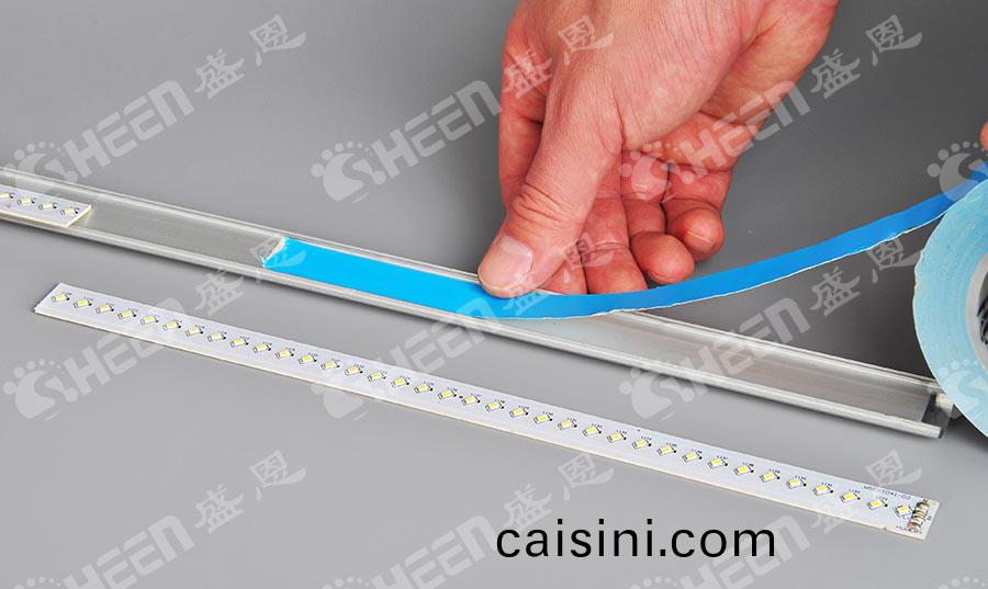 導熱(re)雙麵膠.jpg 導熱雙(shuang)麵膠.jpg
